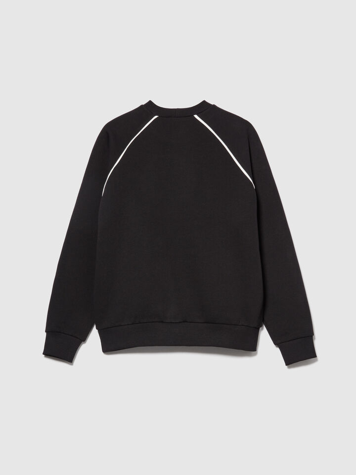 Oversized sweatshirt with patch - boys' knitwear - Black | Sisley Young image number 2